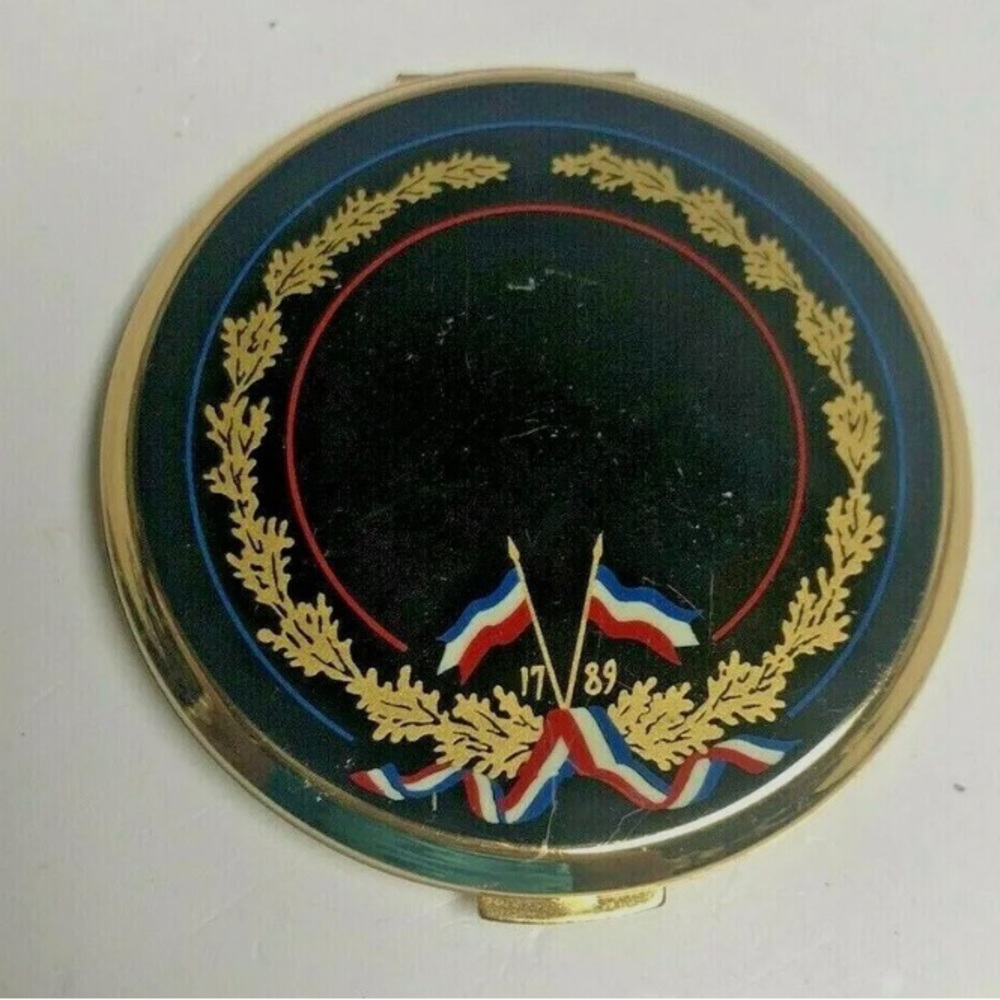 Vintage Compact - LANCOME 1789 FLAGS